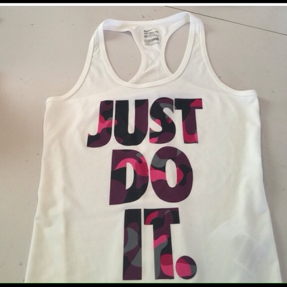 SOLD Nike Tank Top