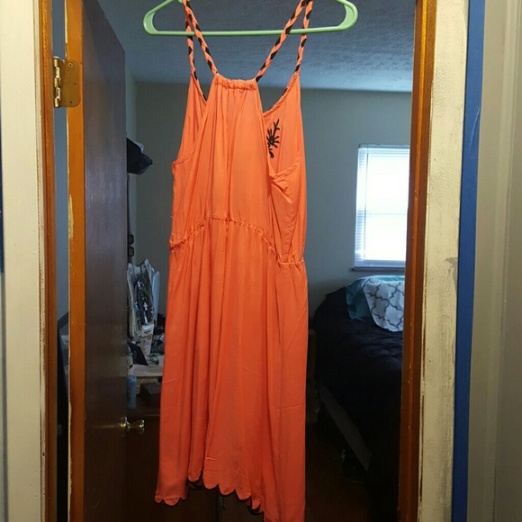 Dress - Picture 2 of 2