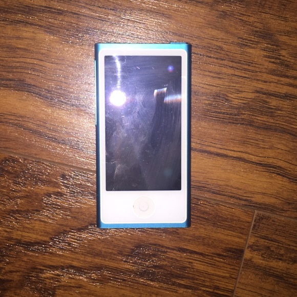 SOLD 📍📍📍 iPod Touch Mini - Picture 4 of 4