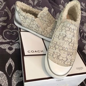 Auth Coach slip on size 8. Style A1318 Brand New