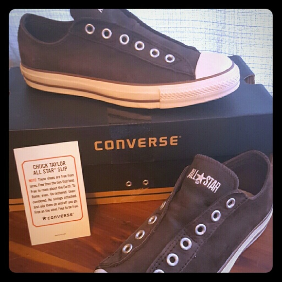 PRICE REDUCED AGAIN!SALE!!! CONVERSE Chuck Taylors
