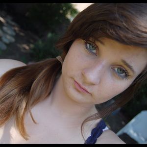 Meet your Posher, Annah