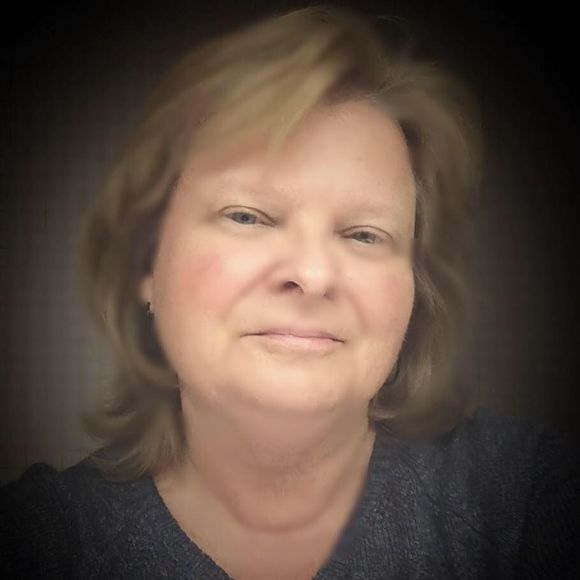 Meet your Posher, Beverly - Picture 1 of 1