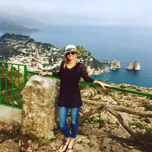 Meet your Posher, Ali