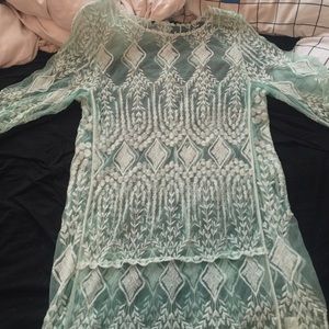 Mint green with white accent tunic/lace shirt