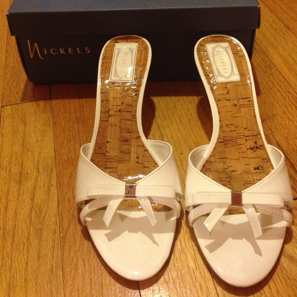 Small heeled shoes, only worn once
