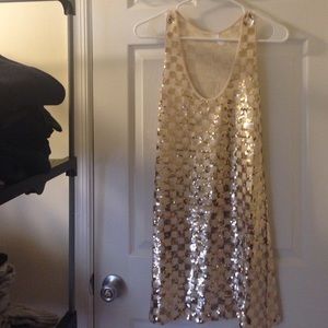 Gold sequined party dress!