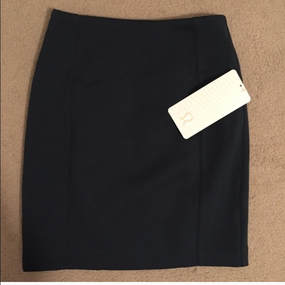 lululemon skirt