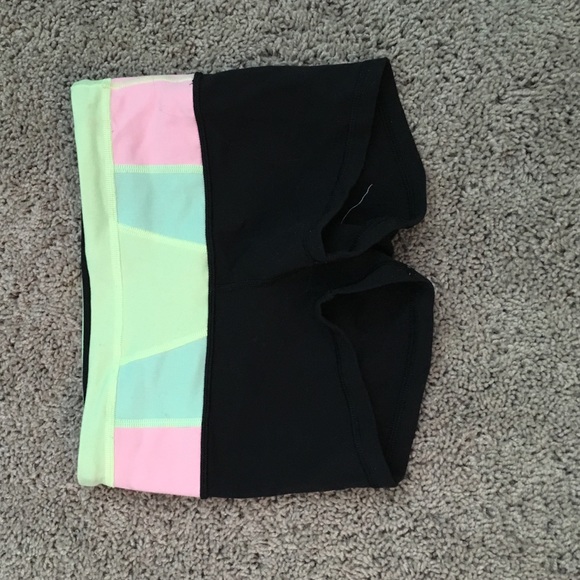 lululemon dance shorts!