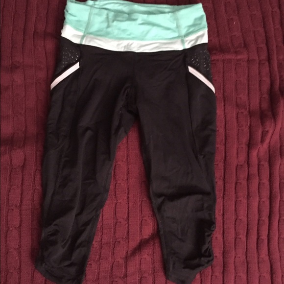Cropped lululemon leggings