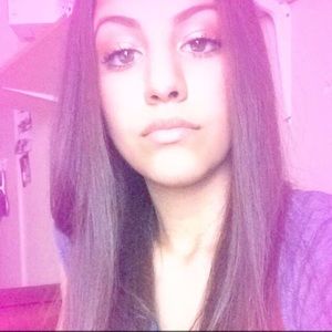 Meet your Posher, Jasmine