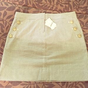 Seersucker skirt w sailor button detail