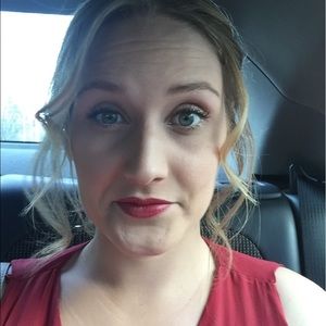 Meet your Posher, Colette