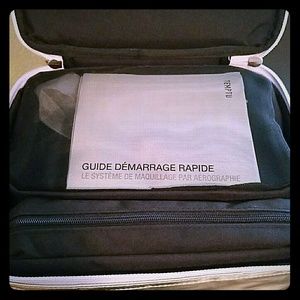 An at home Tempts airbrush kit