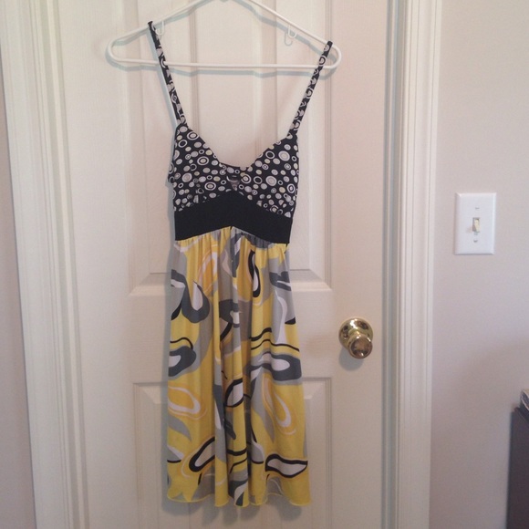 SOLD !!!! Adorable sundress FINAL REDUCTION!