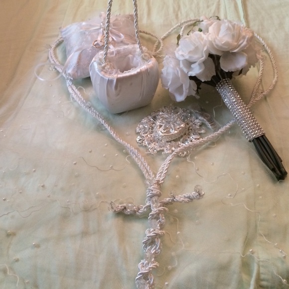 Wedding Set - image 1