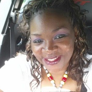 Meet your Posher, Latasha