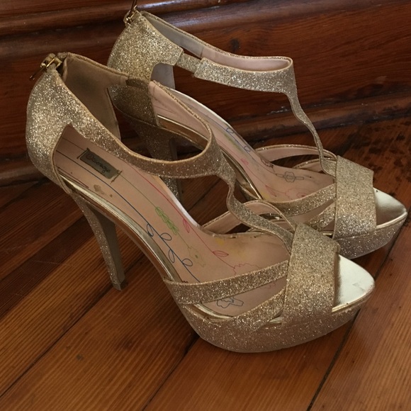 Champagne glitter heels