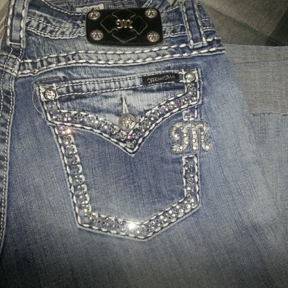Miss Me Cropped Jeans