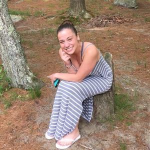 Meet your Posher, Stephanie