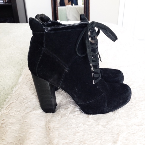 Nine West suede booties!