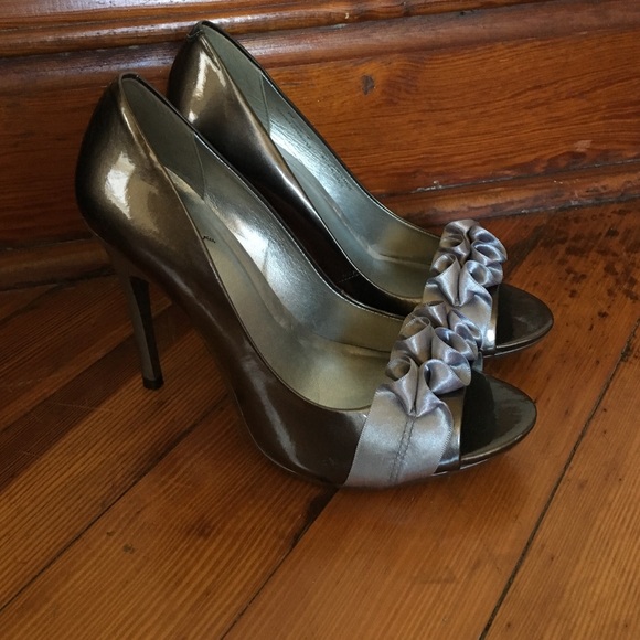 Charcoal heels with silver ribbon detail