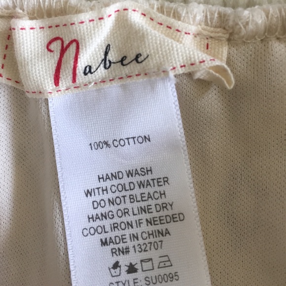 SOLD!  Beautiful crochet skirt. 🍃 - Picture 3 of 3