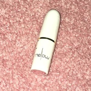 Mellow Creamy Matte Lipstick in Nude