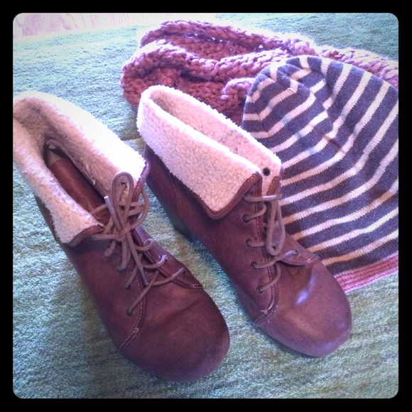 Faux fur booties