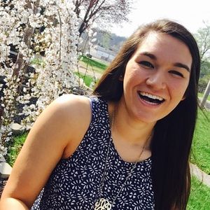 Meet your Posher, Breanna