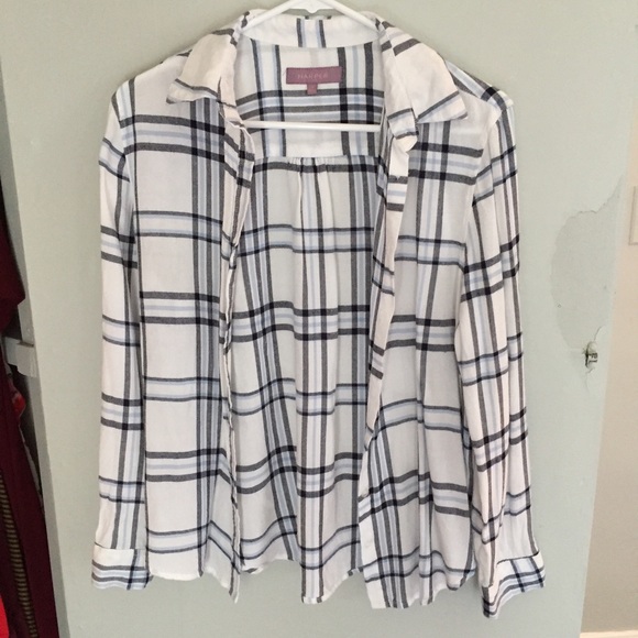 White with blue stripes flannel - Picture 1 of 2