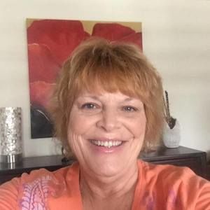 Meet your Posher, Debbie