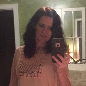 Meet your Posher, Lorie