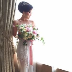 Meet your Posher, Emiria