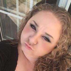 Meet your Posher, Monica