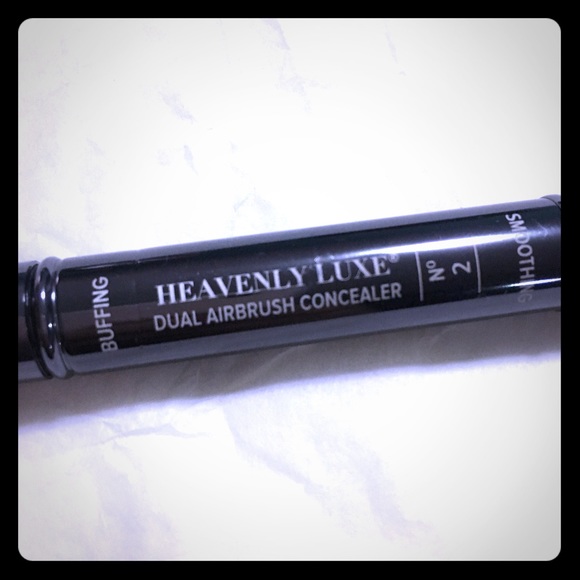 It Cosmetics Dual Airbrush Concealer Brush