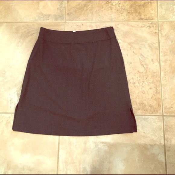Charcoal grey Old Navy stretch skirt