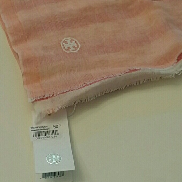 *SOLD* new authentic tory burch scarf - PRICE FIRM - Picture 4 of 4