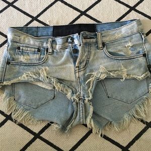 One teaspoon size 26 bonitas denim shorts