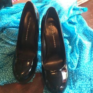 Black patent platform pump