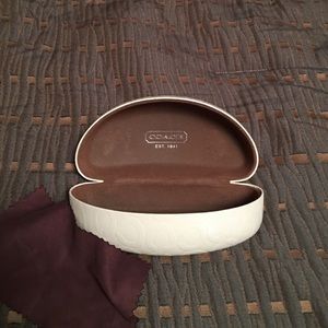 Coach sunglasses case with cloth