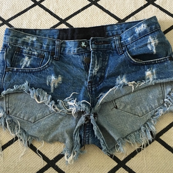 One teaspoon size 26 bonitas denim shorts