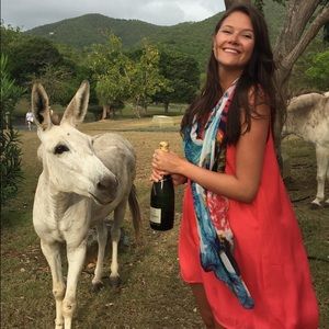 Meet your Posher, Caroline