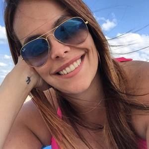 Meet your Posher, Juliana