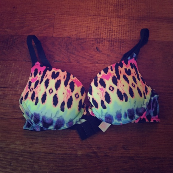 Victoria Secret push up bra
