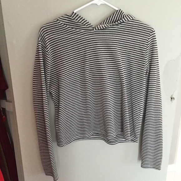 White and grey cropped hoodie - Picture 1 of 2