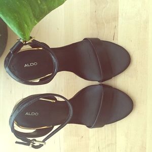 Aldo heels: Size 5