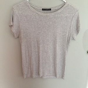 Brandy Melville t shirt