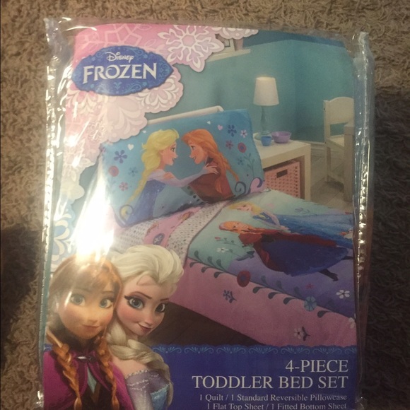 Frozen toddler bed set