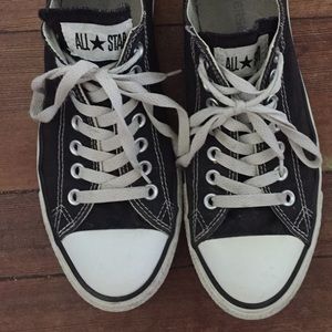 Chuck Taylor All Star Low Shows